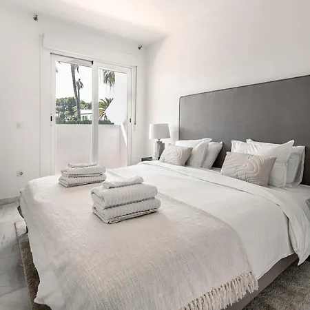 Appartamento Ivy 3 Modern Bbq Gated Pool Marbella