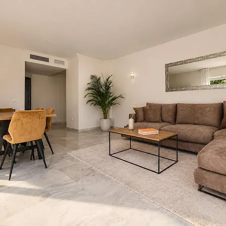 شقة Ivy Pool Nueva Andalucia Bbq ماربيا