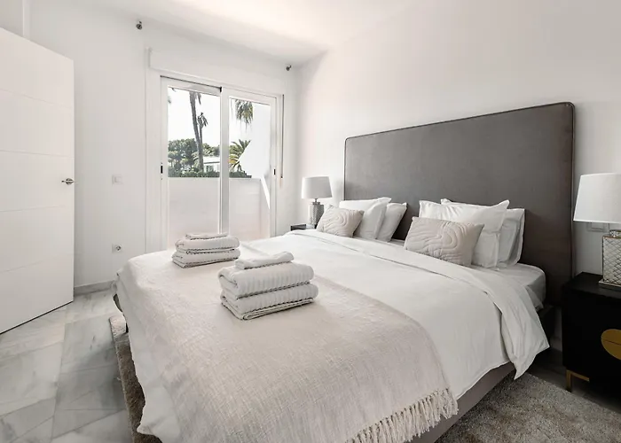 Apartament Ivy 3 Modern Bbq Gated Pool Marbella