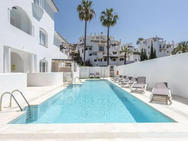 Lägenhet Ivy Pool Nueva Andalucia Bbq *