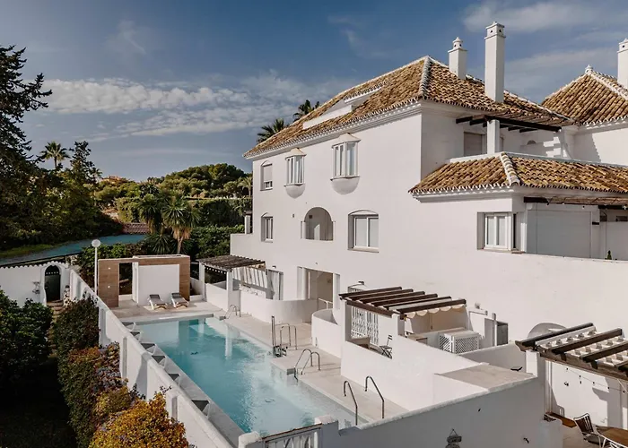 Lägenhet Ivy Pool Nueva Andalucia Bbq